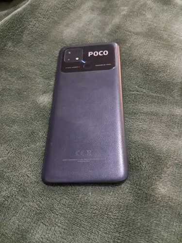 Poco C40
