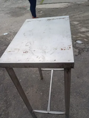 Mesa de aço inox valor 900 reais