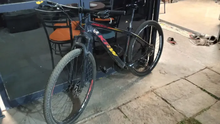Bicicleta KRW aro 29 (usada)