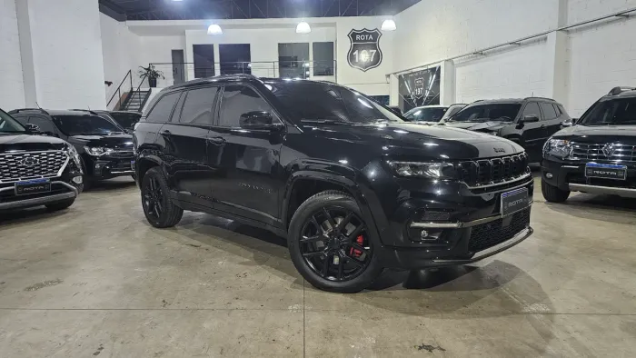 Jeep Commander Black Hurricane 2.0 4X4 TB AUT 2025