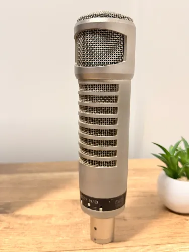 Electro-Voice RE27 N/D