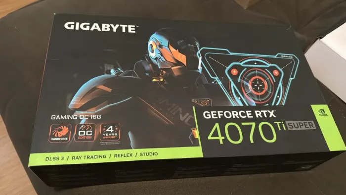 Placa de Vídeo GeForce RTX 4070 ti super 16gb