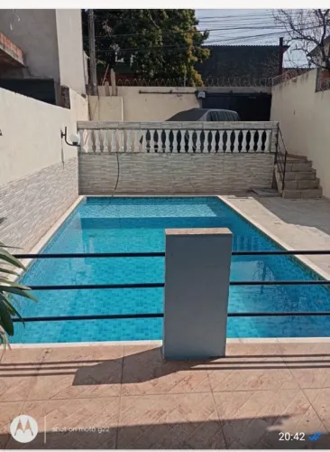 Alugo casa com piscina. No Éden jd Carolina..Sorocaba