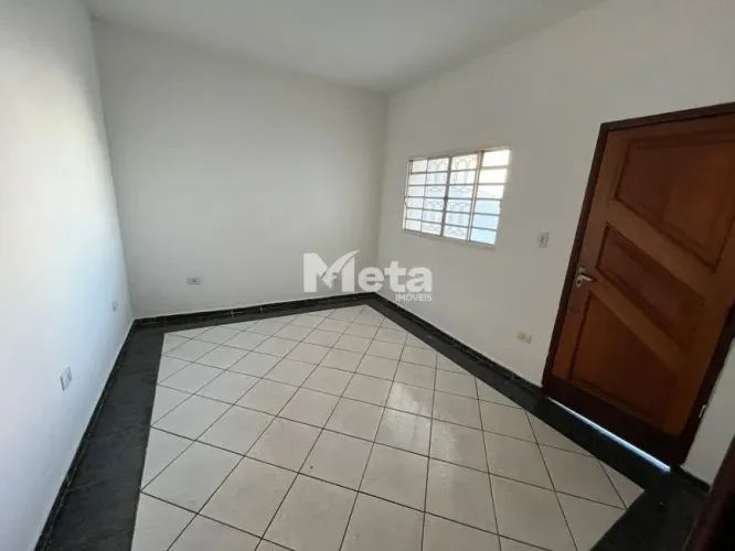 Aluguel Casa JARDIM CANAA