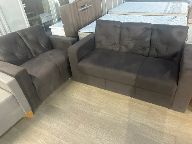 Sofá 2/3 lugares / NOVO / entregamos