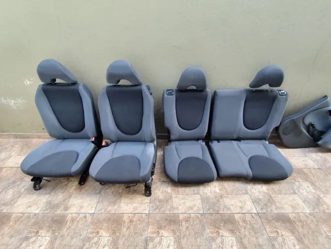 Jogo de banco tecido com forro de porta Honda Fit 04/08
