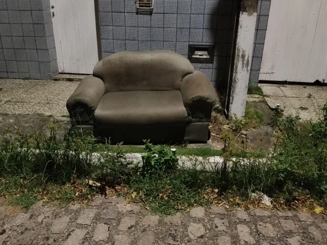 Sofá usado 2 lugares
