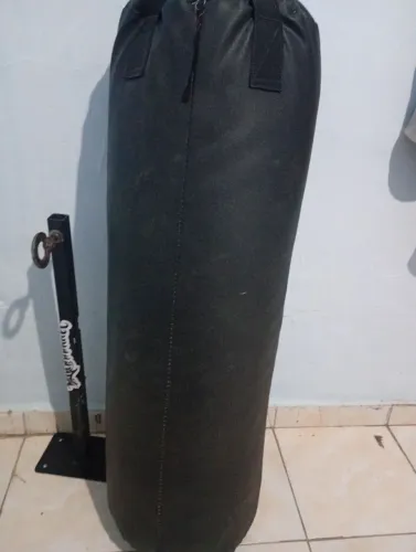 Vendo Saco de Pancadas da MKS + o suporte