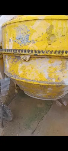 Betoneira menegot 400 litro 2800 boa vista bairro operário