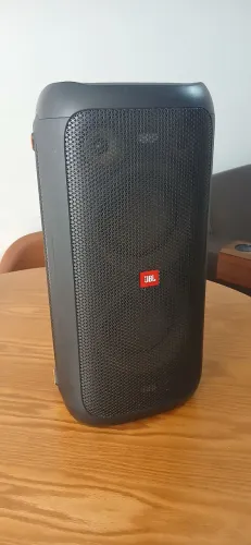 Caixa de Som JBL PartyBox 100 - Impecável, Muito Potente e Conexão Bluetooth
