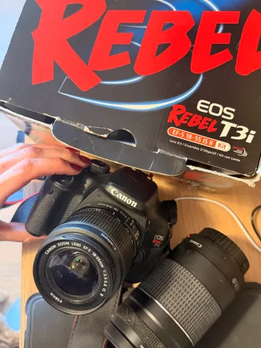 Canon rebel t3i nova + lente extra