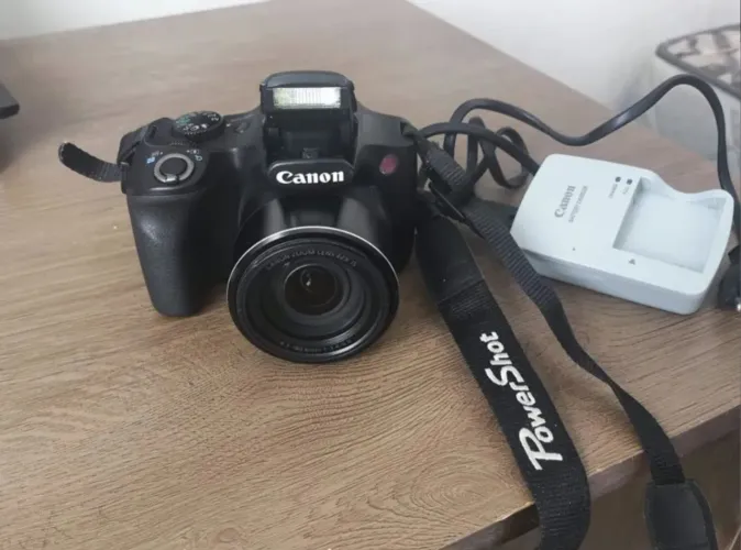 Canon sx520hs