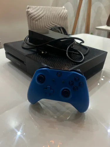 Xbox One + jogos + 1 controle