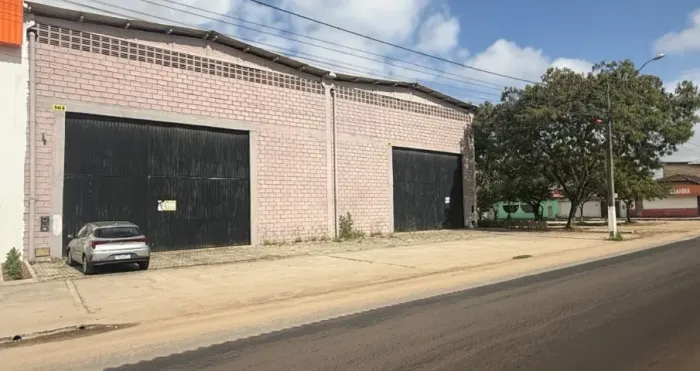 GALPÕES EM TEIXEIRA DE FREITAS