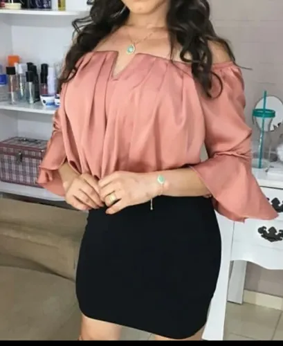 3 Roupas semi novas
