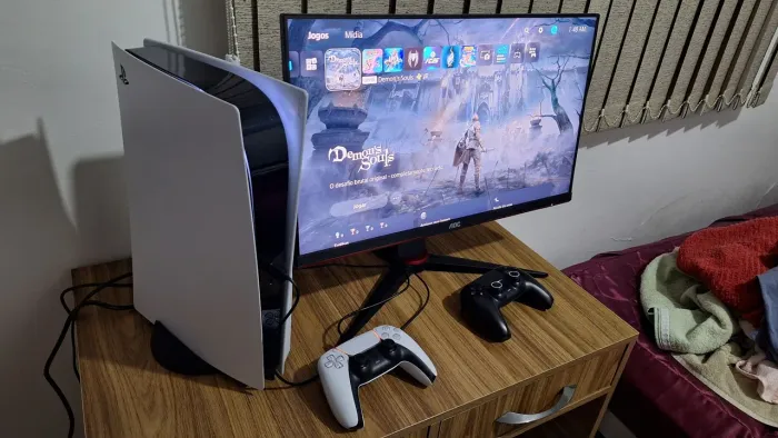 PlayStation 5 + Monitor Gamer