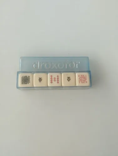 Dados de poker 