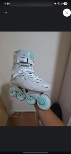Patins tamanho 39