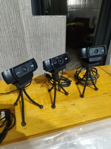 Kit com 3 Webcams Logitech 