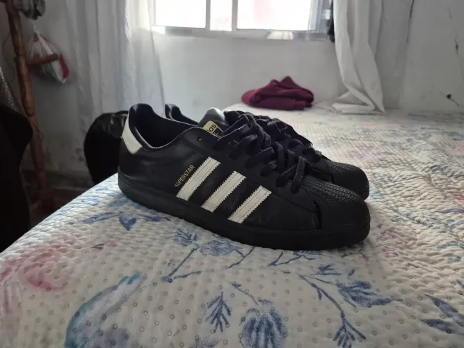 Adidas Superstar **ORIGINAL** Em boas condições