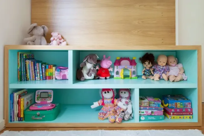 Rack infantil 1,86m em freijó + laca verde | Marcenaria