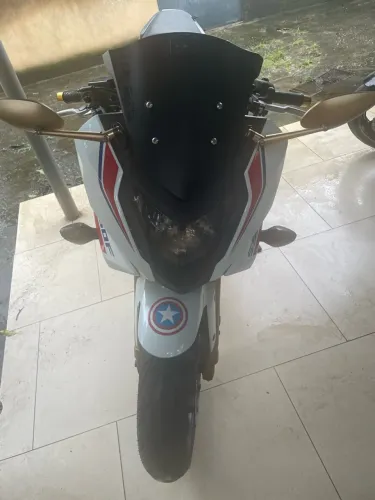 Vendo ou troco CBR 650 F Ano 2015 Bem cuidada !