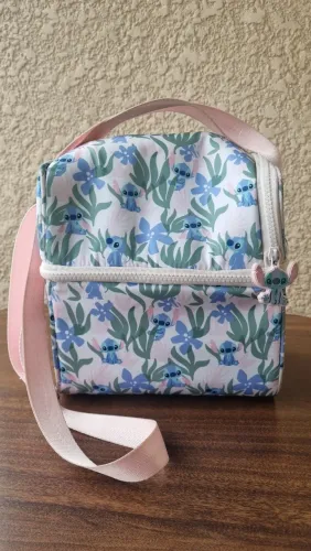 Lancheira térmica com 2 andares Stitch Disney | feminina | alça longa e ajustável