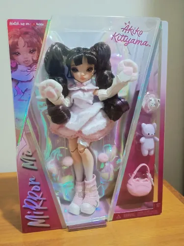 Boneca Mirror Mi Akiko Lacrada estilo Monster High