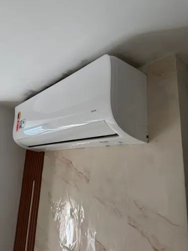 Ar condicionado 18.000 btu Midea