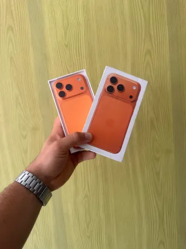 iPhone 17 pro 100% bateria. Aceito cartão