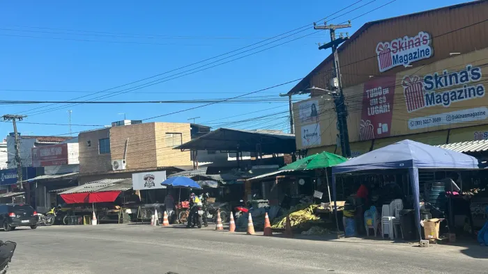 Prédio comercial em Tibiri 2