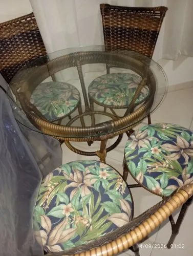 Mesa de sala ou varanda