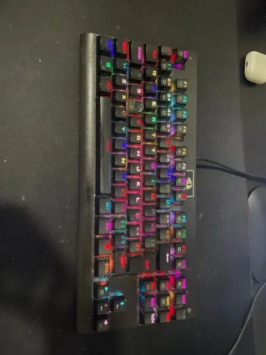 Teclado Mecânico Redragon Dark Avenger RGB - ABNT2