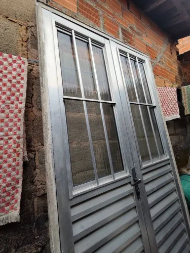 PORTA DE AÇO/INOX