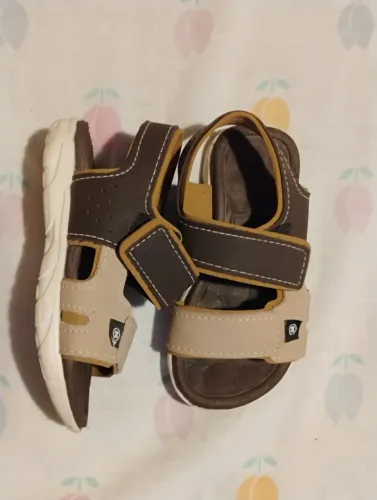 Kit com 4 pares de calçados infantis | Numeração 22