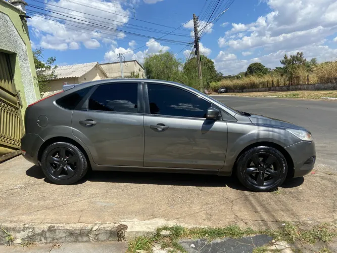 Ford Focus 1.6 S/se/se Plus Flex 8v/16v 5P 2013
