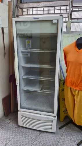 Freezer fricon vertical usado