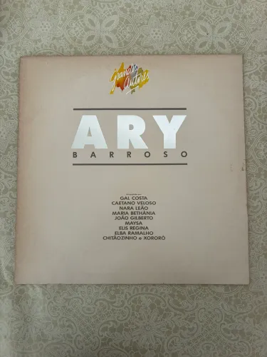 Lp vinil Ary Barroso + outro disco de brinde 
