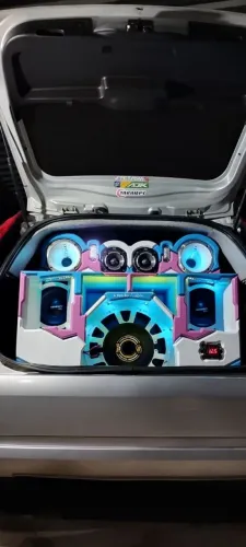 FABRICAÇÃO CAIXAS DE SOM AUTOMOTIVO