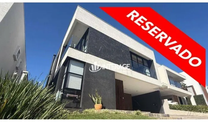 Casa com 3 dormitórios para alugar, 261 m² por R$ 16.700,00/mês - Santa Felicidade - Curit