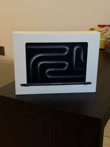 MacBook Pro M5 Pro 14.2 24GB 1TB Lacrado - Loja Física