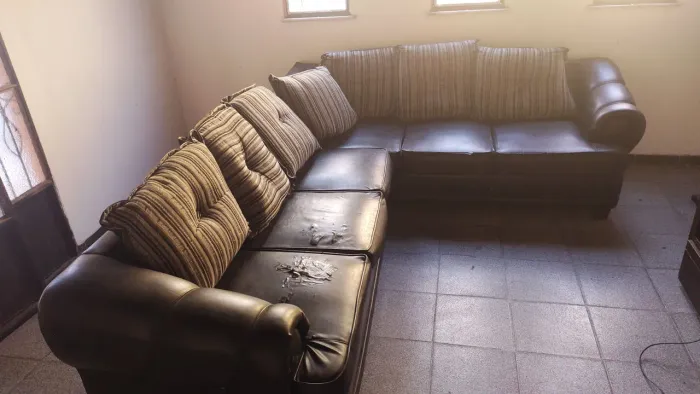 VENDE SE 01 JG DE SOFÁ