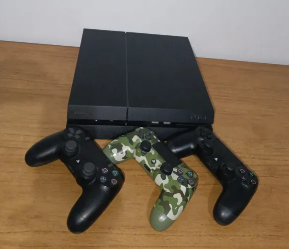 Playstation 4 Fat 500Gb com 3 controles originais 