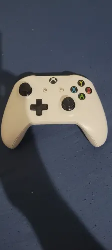 CONTROLE XBOX ONE BEM CONSERVASK FUNCIONANDO TUDO