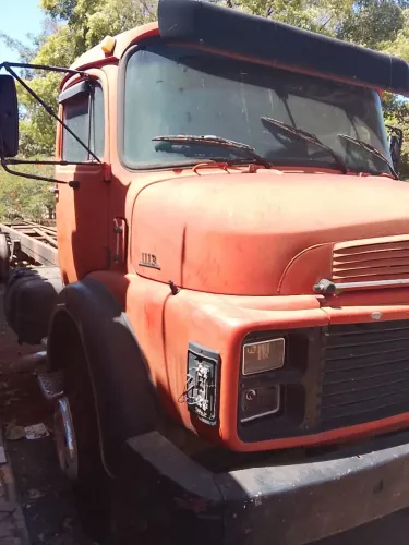 Mercedes Benz 1113 Trucado turbinado no chassi