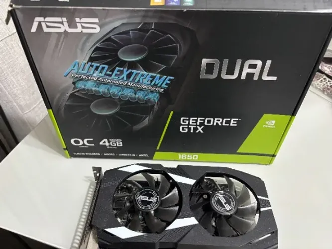 Placa de video - ASUS - Geforce GTX 1650 - 4G OC