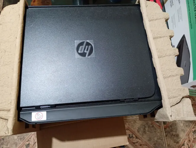 Vendo impressora Hp , sem marcas de uso ,nova tirada na bemol ,tem nota fiscal