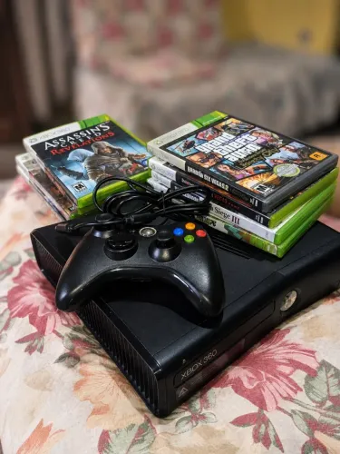 Xbox360 desbloqueado 850 pra vender logo!!