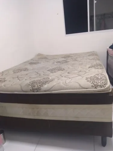 Cama box casal pra vender