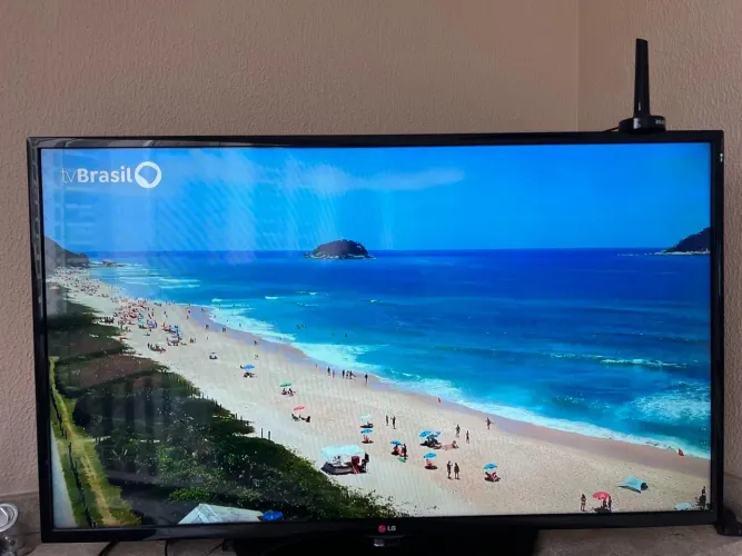 TV LG 47 pol